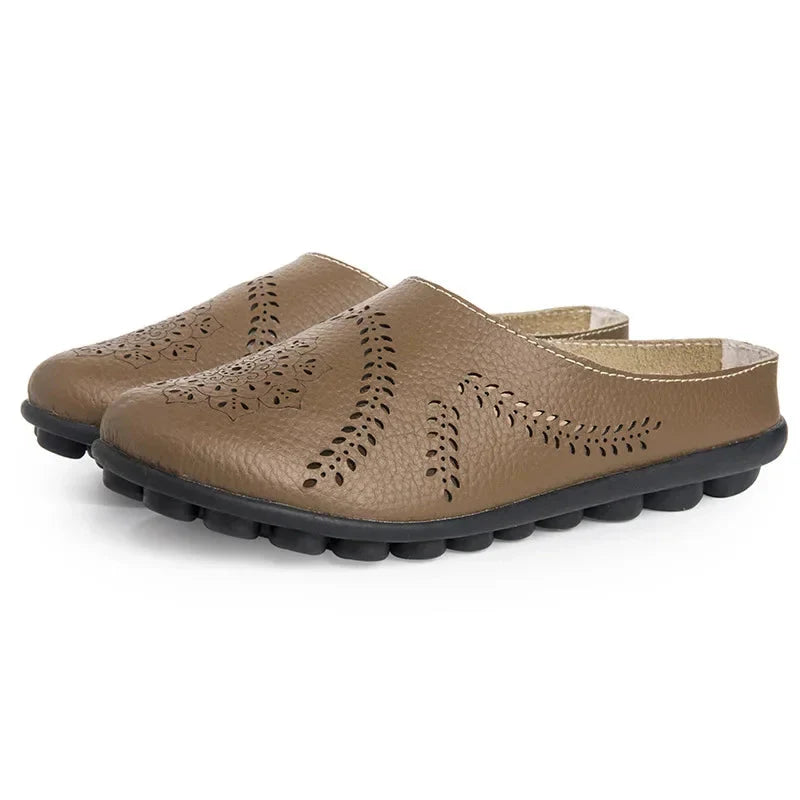 Relaxed Harmony Hollow Casual Slippers
