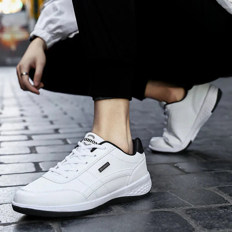 CasualFlex Leather Sneakers for Everyday Comfort