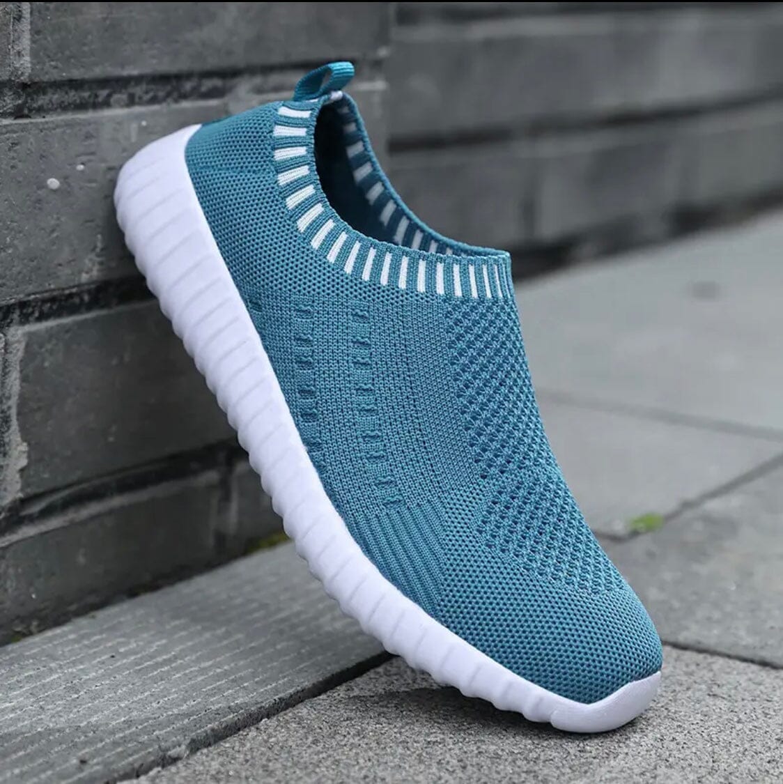 Pulse Energize Women's Athletic Shoes