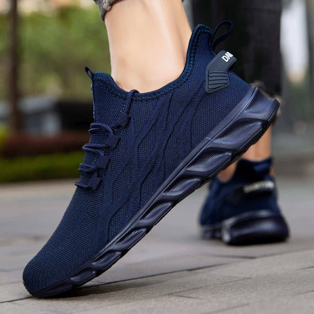 Vulcan Men's Breathable Active Sneakers